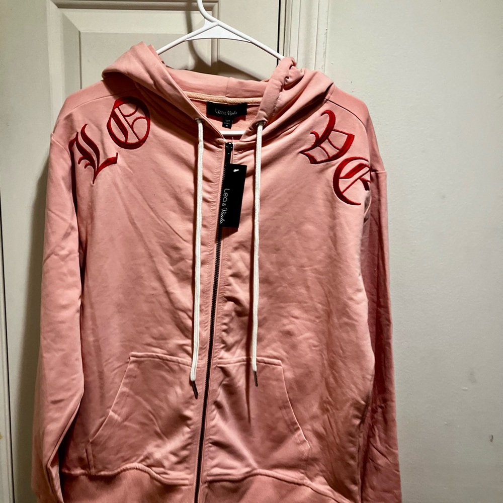 NWT Lea & Viola Love sweatshirt with hoodie